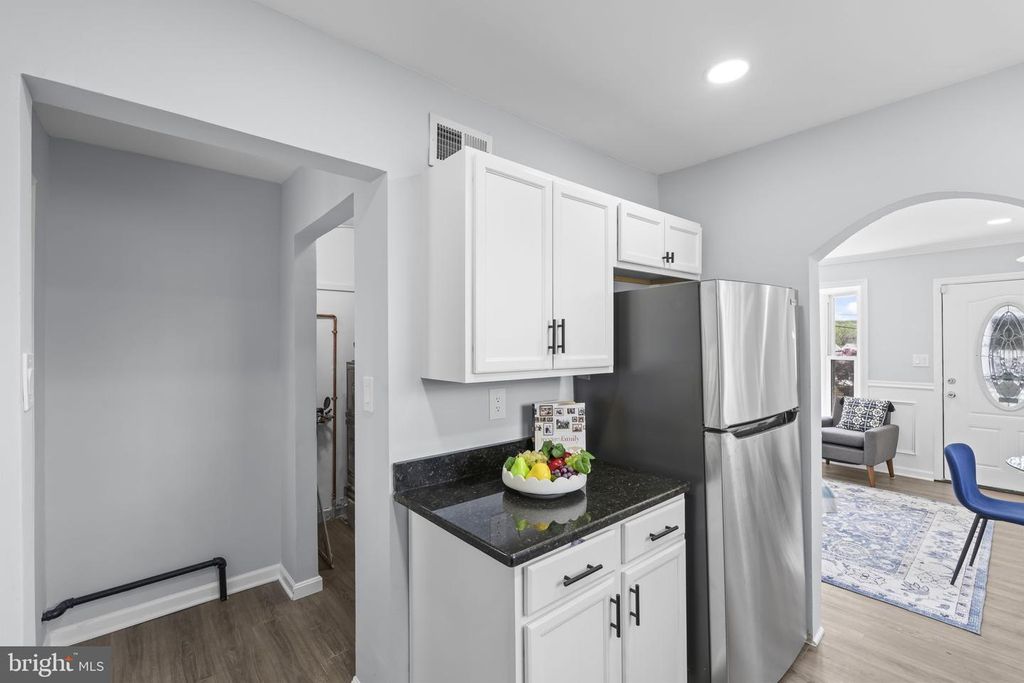 Image 12 of property listing at 5414 TAUSSIG RD, Bladensburg, MD 20710