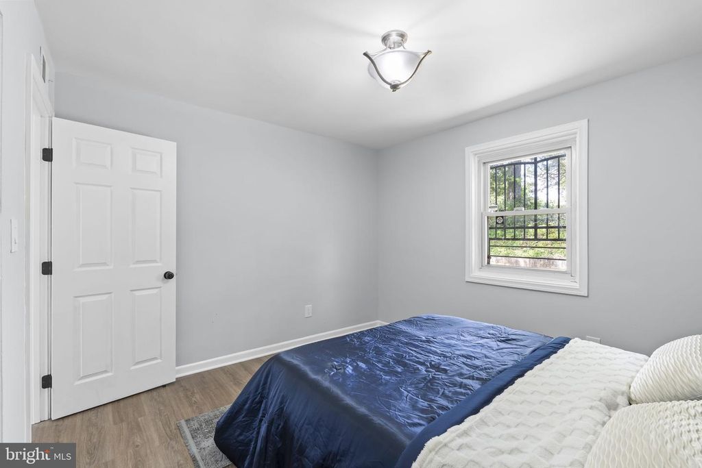 Image 16 of property listing at 5414 TAUSSIG RD, Bladensburg, MD 20710