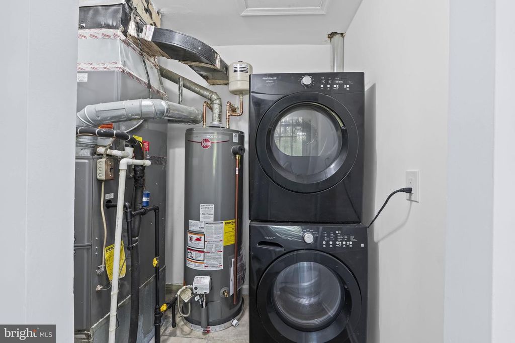 Image 23 of property listing at 5414 TAUSSIG RD, Bladensburg, MD 20710