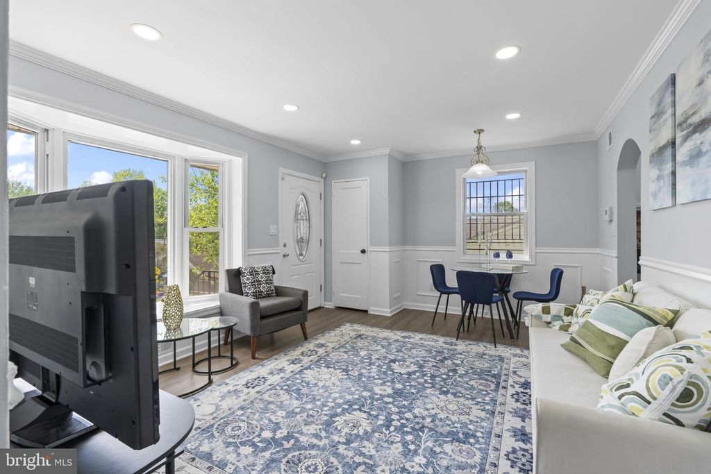 Image 8 of property listing at 5414 TAUSSIG RD, Bladensburg, MD 20710