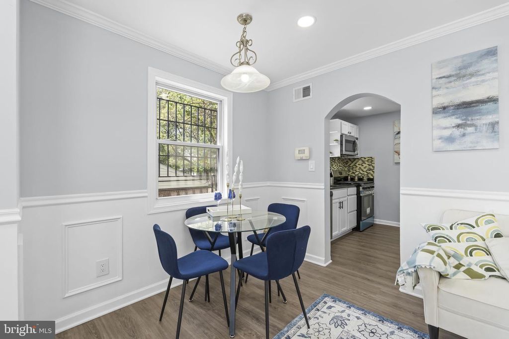 Image 9 of property listing at 5414 TAUSSIG RD, Bladensburg, MD 20710