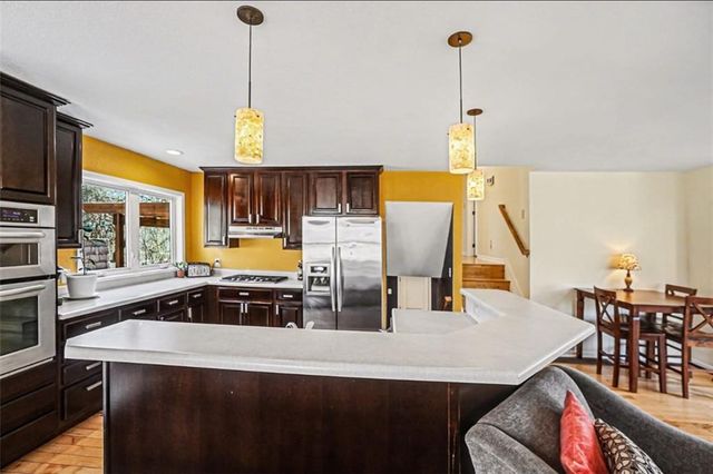 1701 NE 49th Street, Kansas City, MO 64118