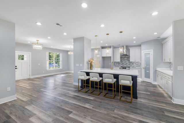 120 Evesham Drive, Summerville, SC 29485