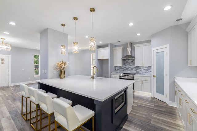 120 Evesham Drive, Summerville, SC 29485