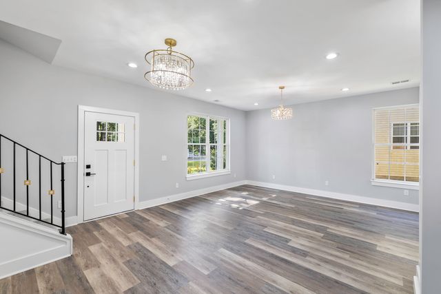 120 Evesham Drive, Summerville, SC 29485
