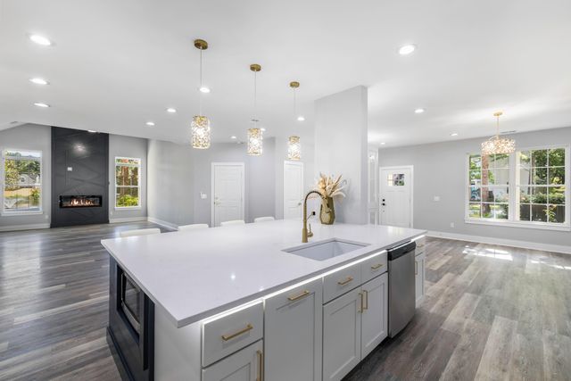 120 Evesham Drive, Summerville, SC 29485