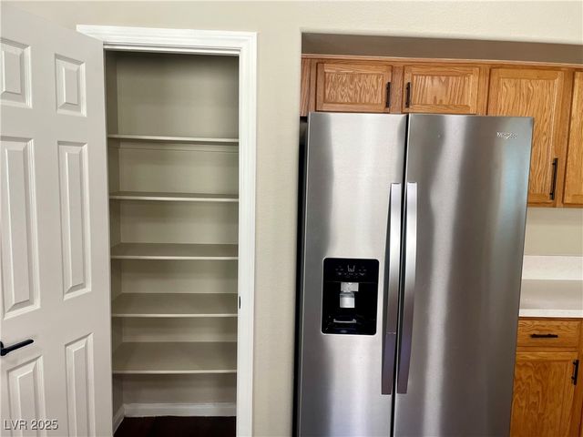 3388 Old Course Street, Las Vegas, NV 89122