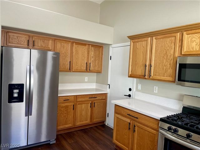 3388 Old Course Street, Las Vegas, NV 89122