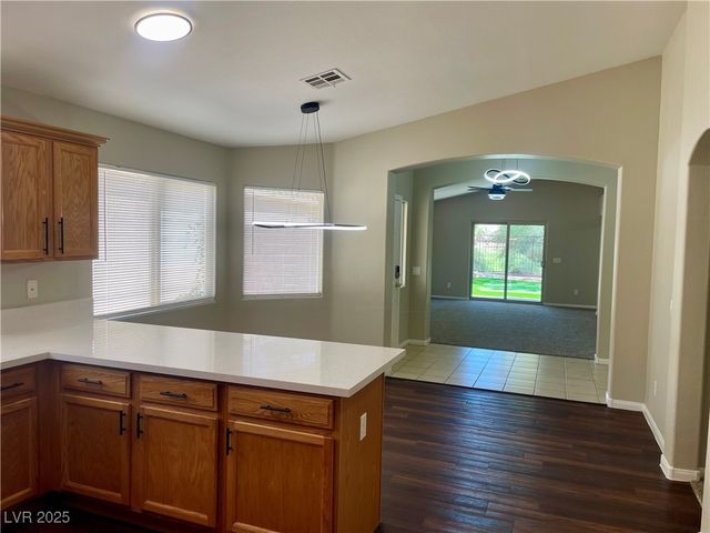 3388 Old Course Street, Las Vegas, NV 89122