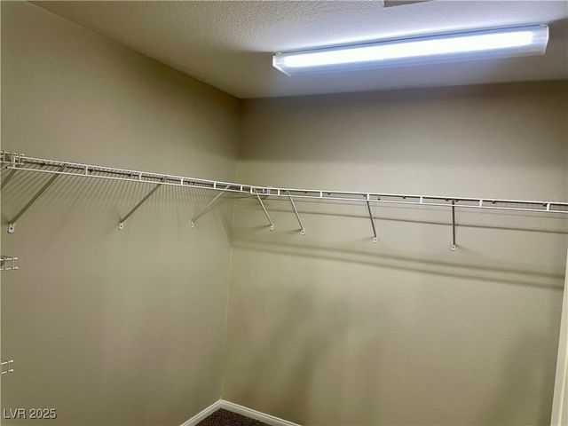 3388 Old Course Street, Las Vegas, NV 89122