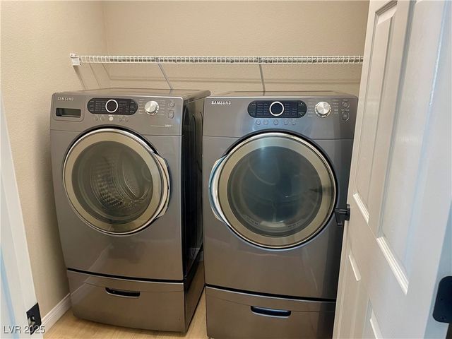 3388 Old Course Street, Las Vegas, NV 89122