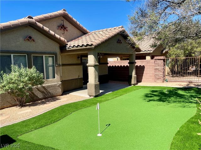 3388 Old Course Street, Las Vegas, NV 89122