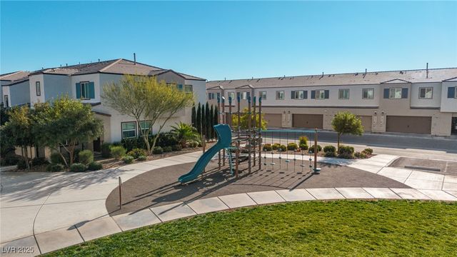 3501 Arcadian King Avenue, Las Vegas, NV 89106