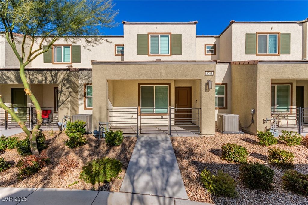 3501 Arcadian King Avenue, Las Vegas, NV 89106