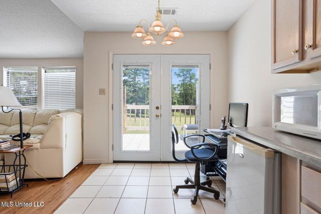 8122 Fairway Villa Drive, 22, Gautier, MS 39553