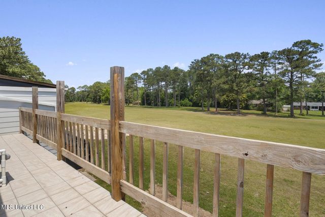 8122 Fairway Villa Drive, 22, Gautier, MS 39553