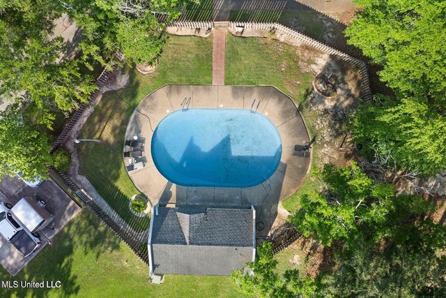 8122 Fairway Villa Drive, 22, Gautier, MS 39553