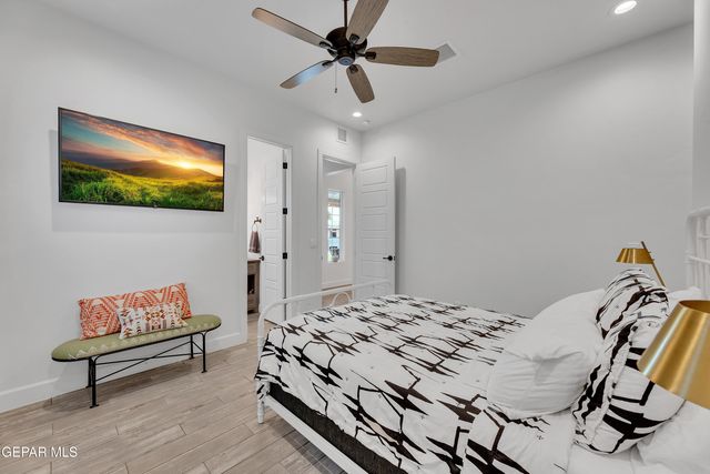 1042 Castillo Court, El Paso, TX 79932