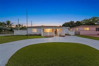 480 NE 109th St, Miami, FL 33161