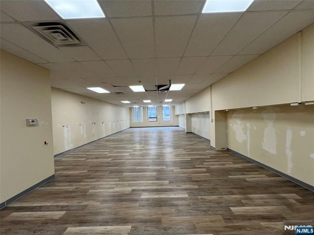 407 39th 304, Union City, NJ 07087