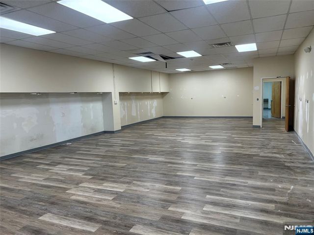 407 39th 304, Union City, NJ 07087