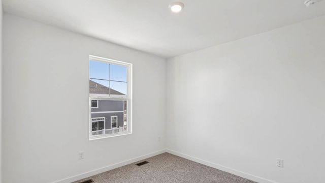 585 yosemite Way, Mundelein, IL 60060