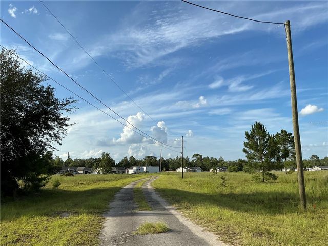MAPLE LN WAY, Ocklawaha, FL 32179