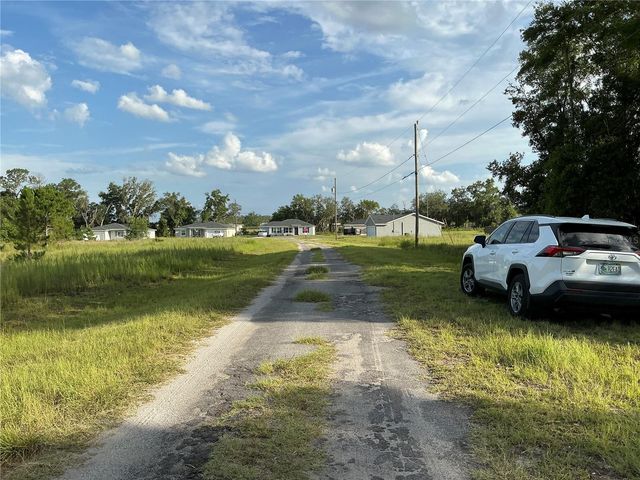 MAPLE LN WAY, Ocklawaha, FL 32179