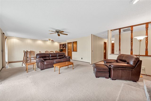 6 Fulwood Lane, Bella Vista, AR 72714