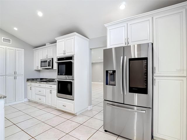 16206 FANTASIA DRIVE, Tampa, FL 33624