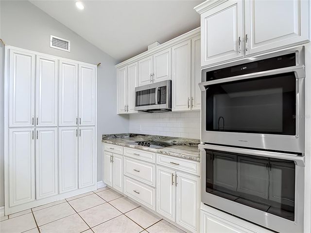 16206 FANTASIA DRIVE, Tampa, FL 33624