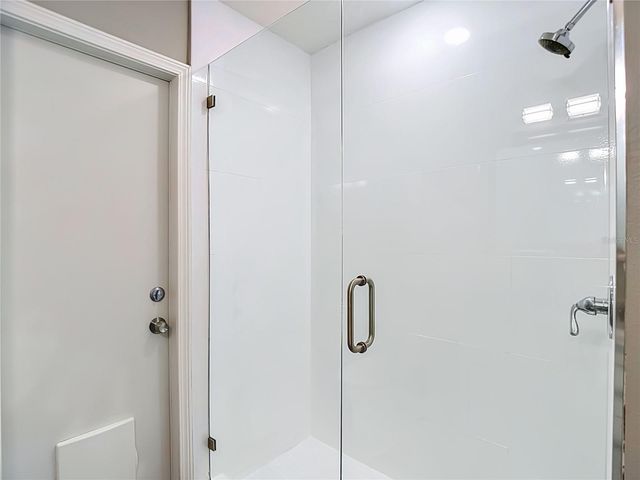16206 FANTASIA DRIVE, Tampa, FL 33624
