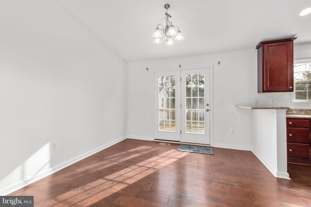 604 WOODFORD ST, Fredericksburg, VA 22401