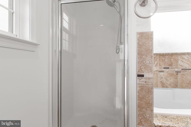 604 WOODFORD ST, Fredericksburg, VA 22401