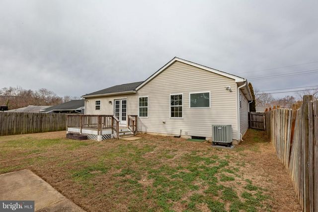 604 WOODFORD ST, Fredericksburg, VA 22401