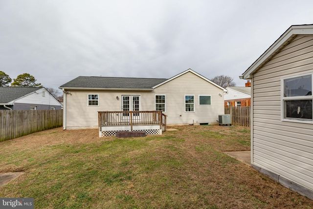 604 WOODFORD ST, Fredericksburg, VA 22401
