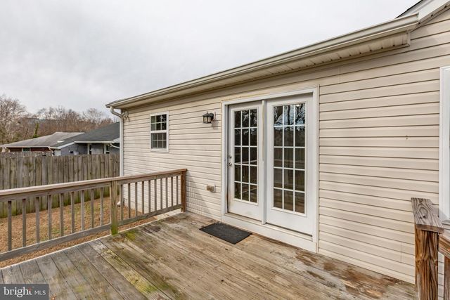 604 WOODFORD ST, Fredericksburg, VA 22401