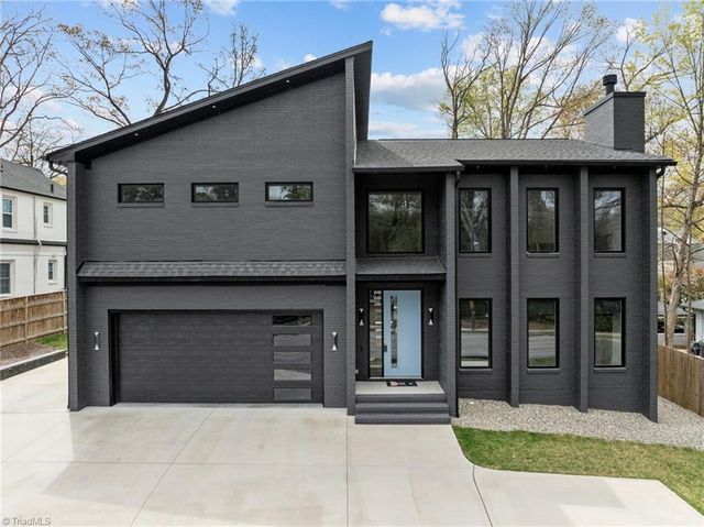 1909 W Friendly Avenue, Greensboro, NC 27403