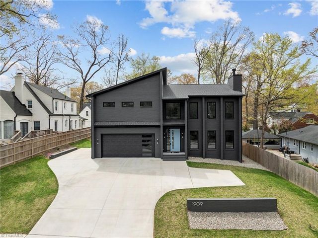 1909 W Friendly Avenue, Greensboro, NC 27403