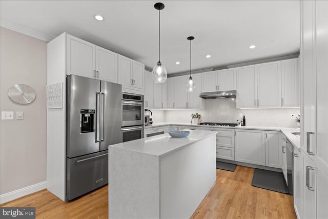 5741 27TH ST NW, Washington, DC 20015