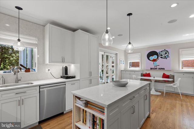 5741 27TH ST NW, Washington, DC 20015