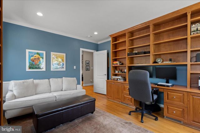 5741 27TH ST NW, Washington, DC 20015