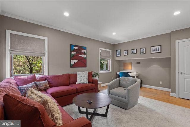 5741 27TH ST NW, Washington, DC 20015