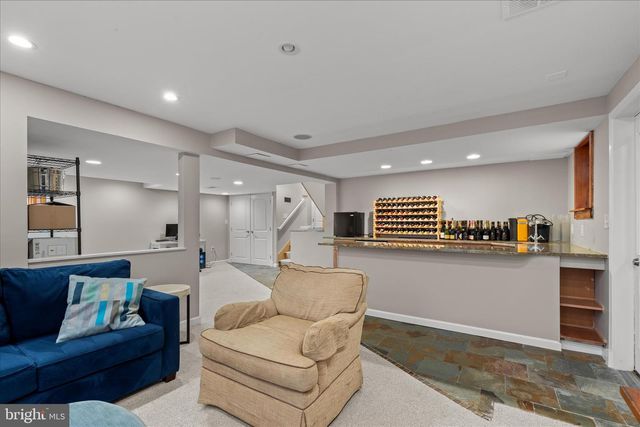 5741 27TH ST NW, Washington, DC 20015