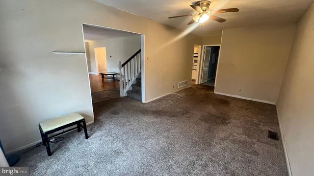 16 PENNSYLVANIA AVE, Stratford, NJ 08084