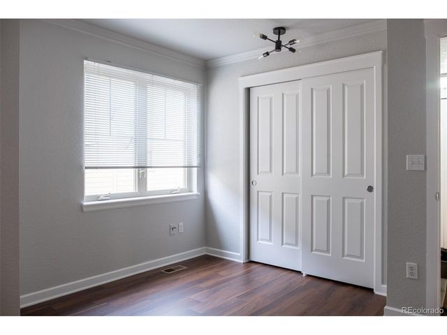 4527 W 37th Ave 4, Denver, CO 80212