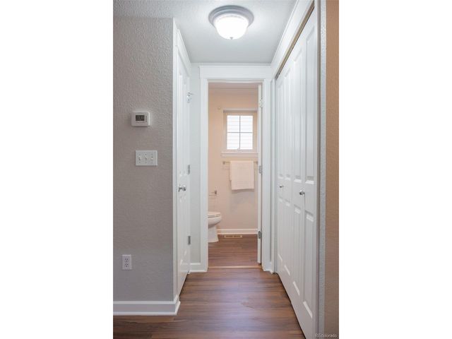 4527 W 37th Ave 4, Denver, CO 80212