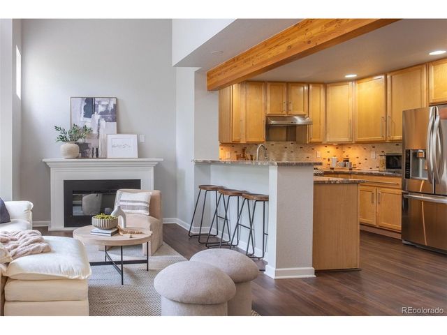 4527 W 37th Ave 4, Denver, CO 80212