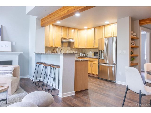 4527 W 37th Ave 4, Denver, CO 80212