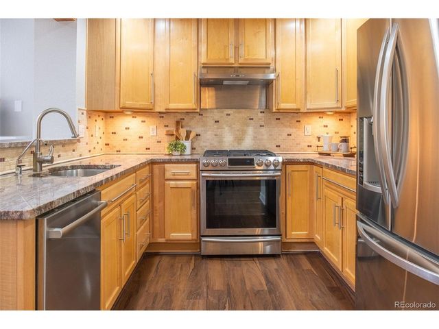 4527 W 37th Ave 4, Denver, CO 80212